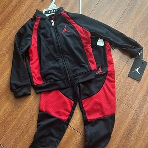 Jordan black and red 2-piece toddler jacket and pants